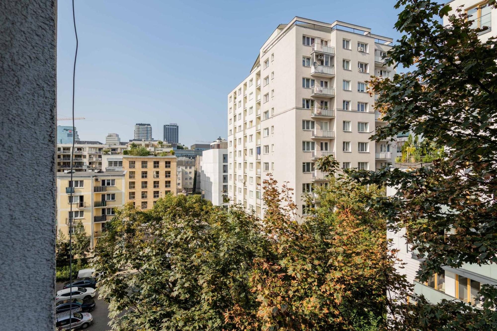 Superapart Twarda 56a Warszawa